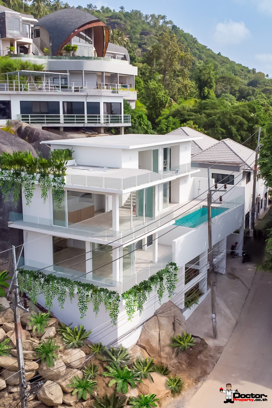 New Modern 4 Bedroom Sea View Villa in Lamai, Koh Samui – For Sale